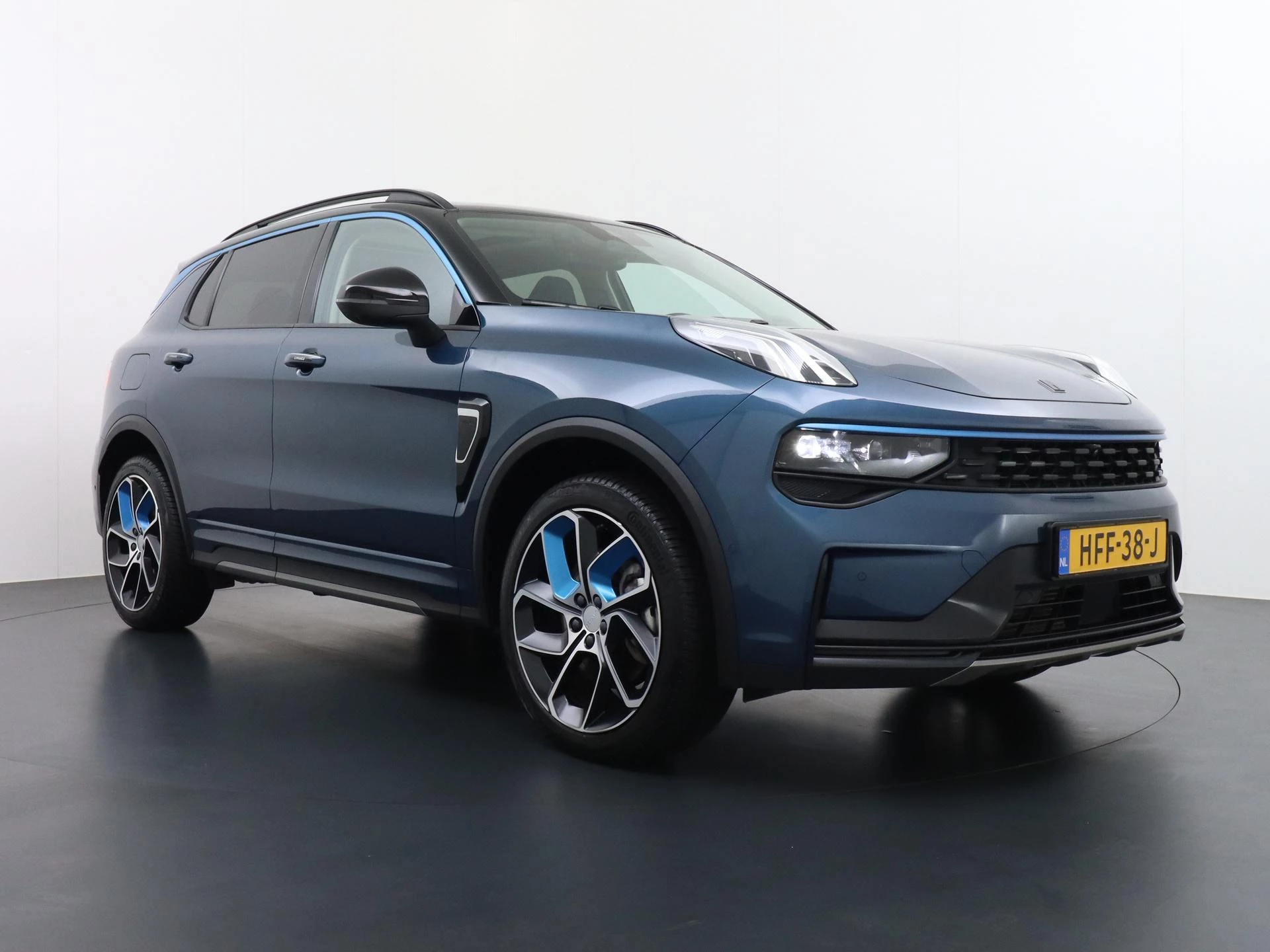 Hoofdafbeelding Lynk & Co 01