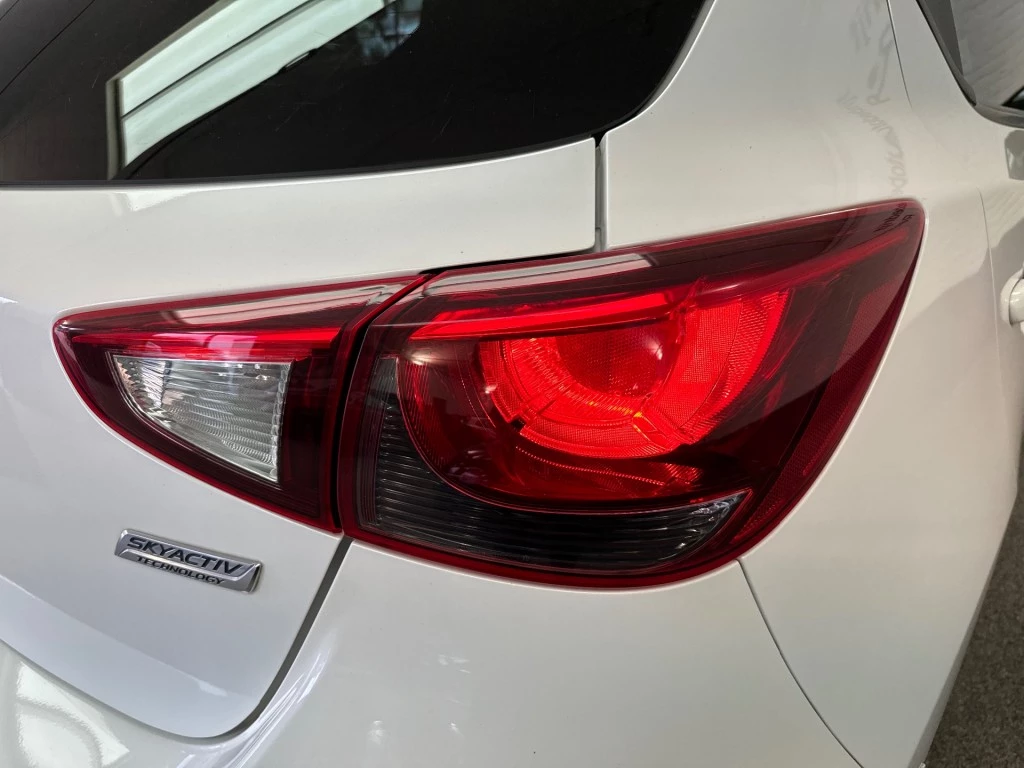 Hoofdafbeelding Mazda 2