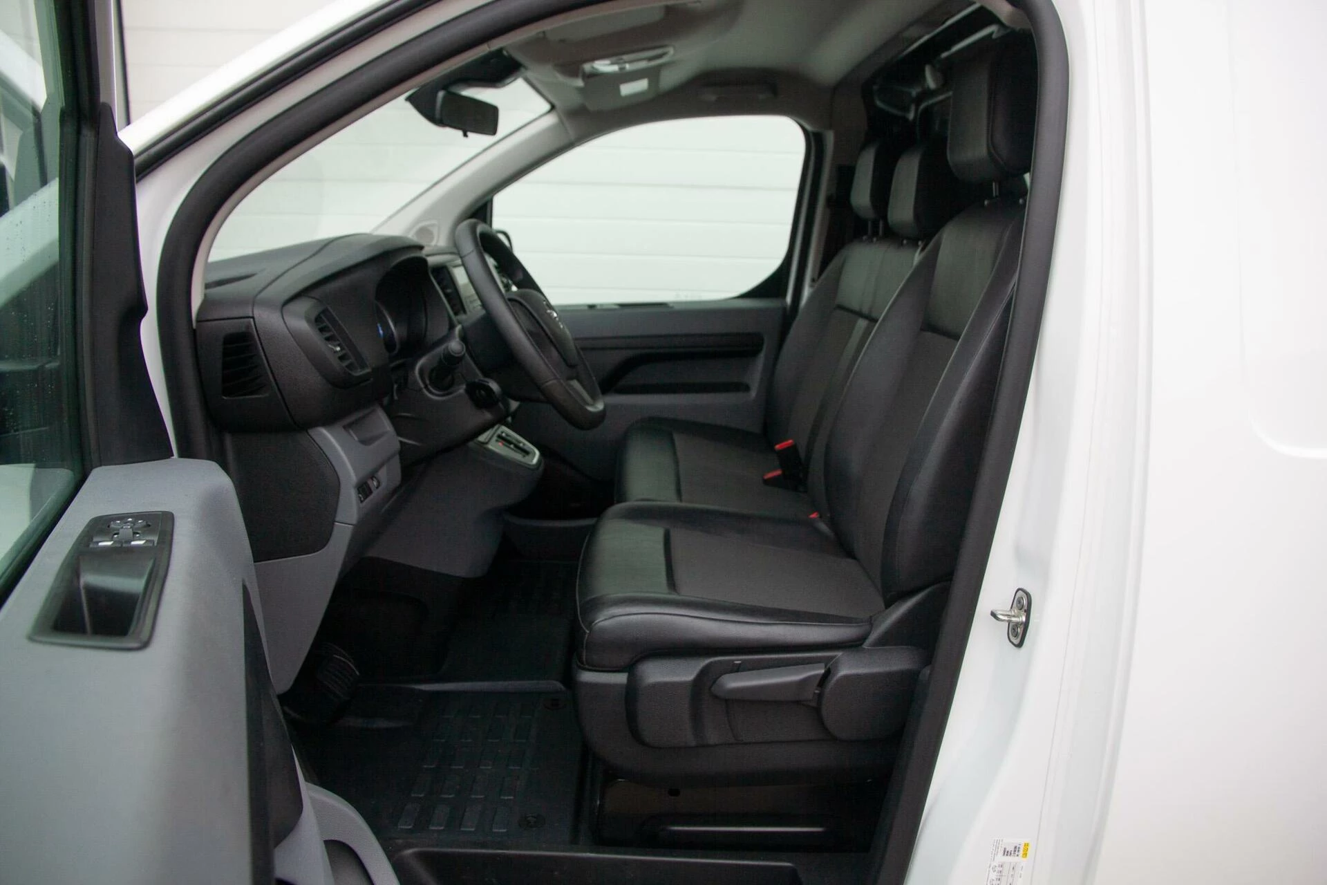 Hoofdafbeelding Opel Vivaro-e