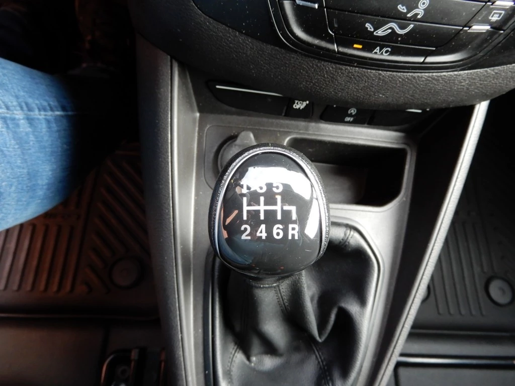 Hoofdafbeelding Ford Transit Courier