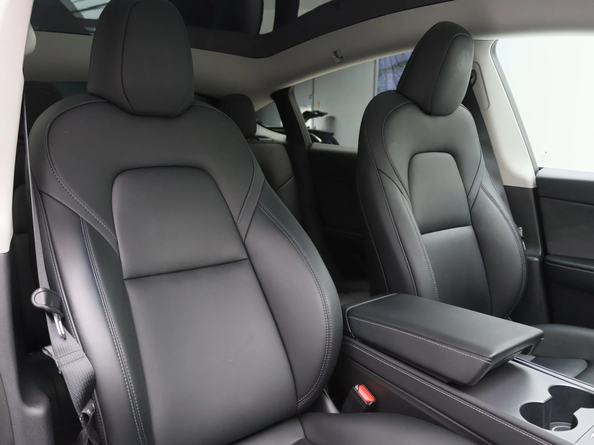 Hoofdafbeelding Tesla Model Y