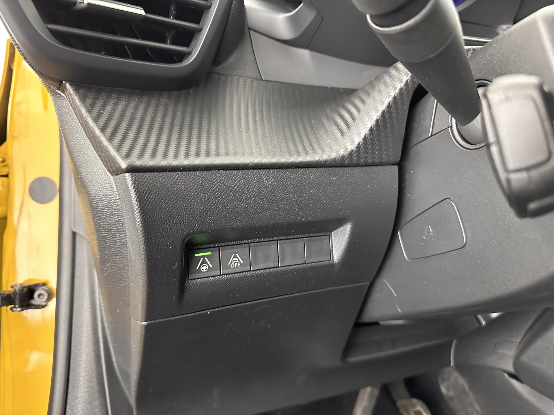 Hoofdafbeelding Peugeot e-208