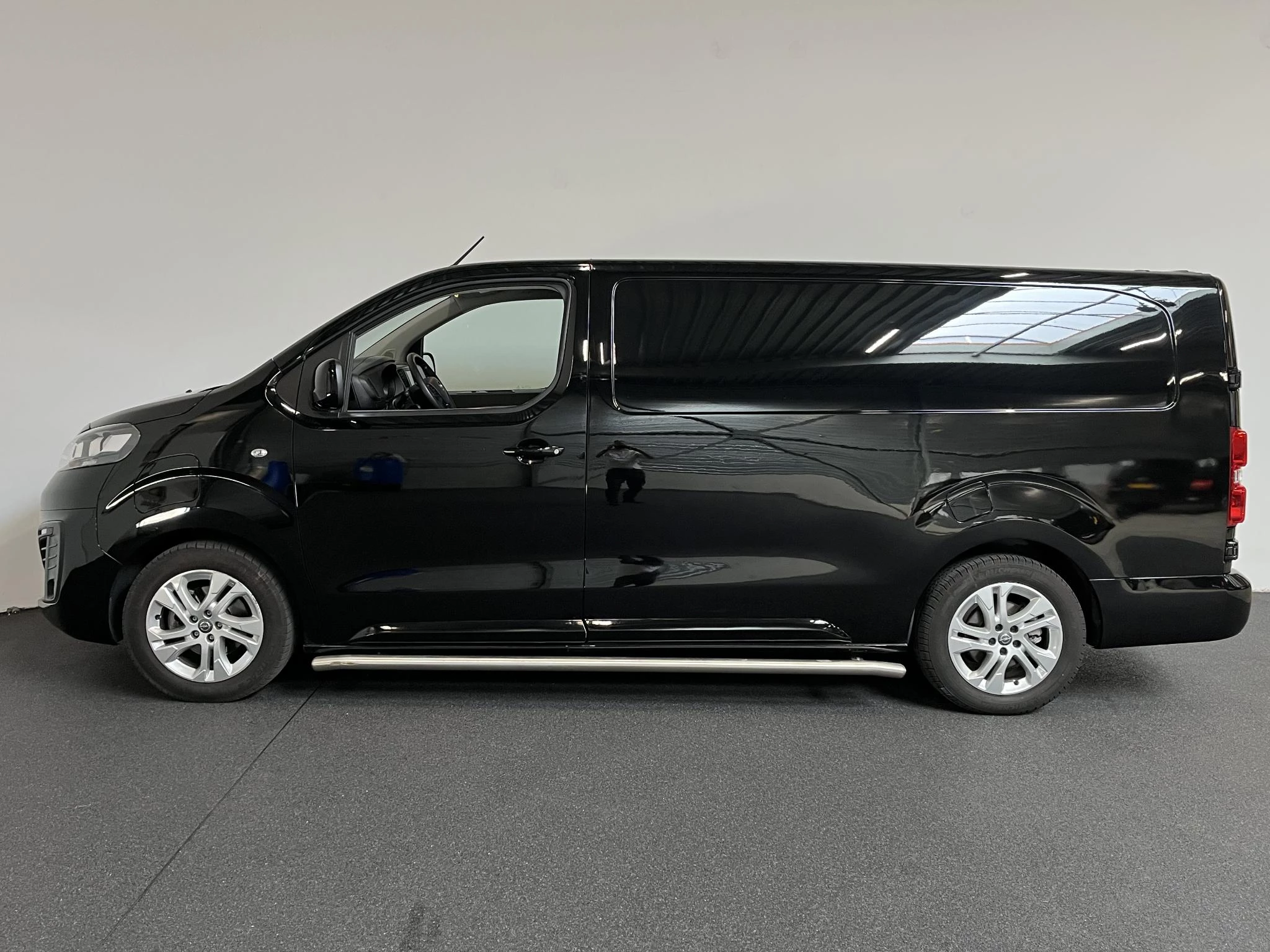 Hoofdafbeelding Opel Vivaro-e