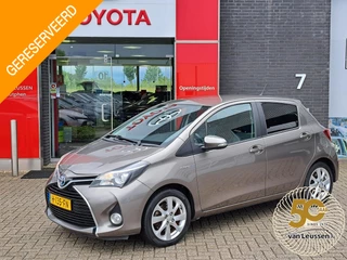 Toyota Yaris 1.5 Hybrid Dynamic LM VELGEN CAMERA MISTLAMPEN