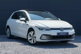 Volkswagen Golf 1.5 eTSI DSG Style Apple/Android Panodak LED