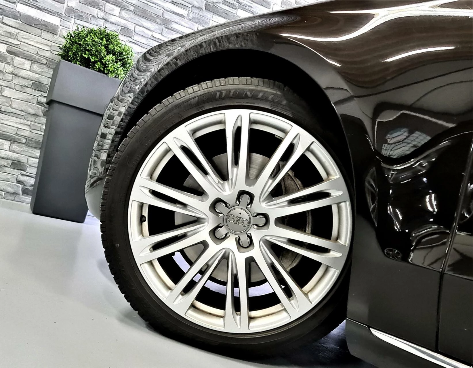 Hoofdafbeelding Audi A8