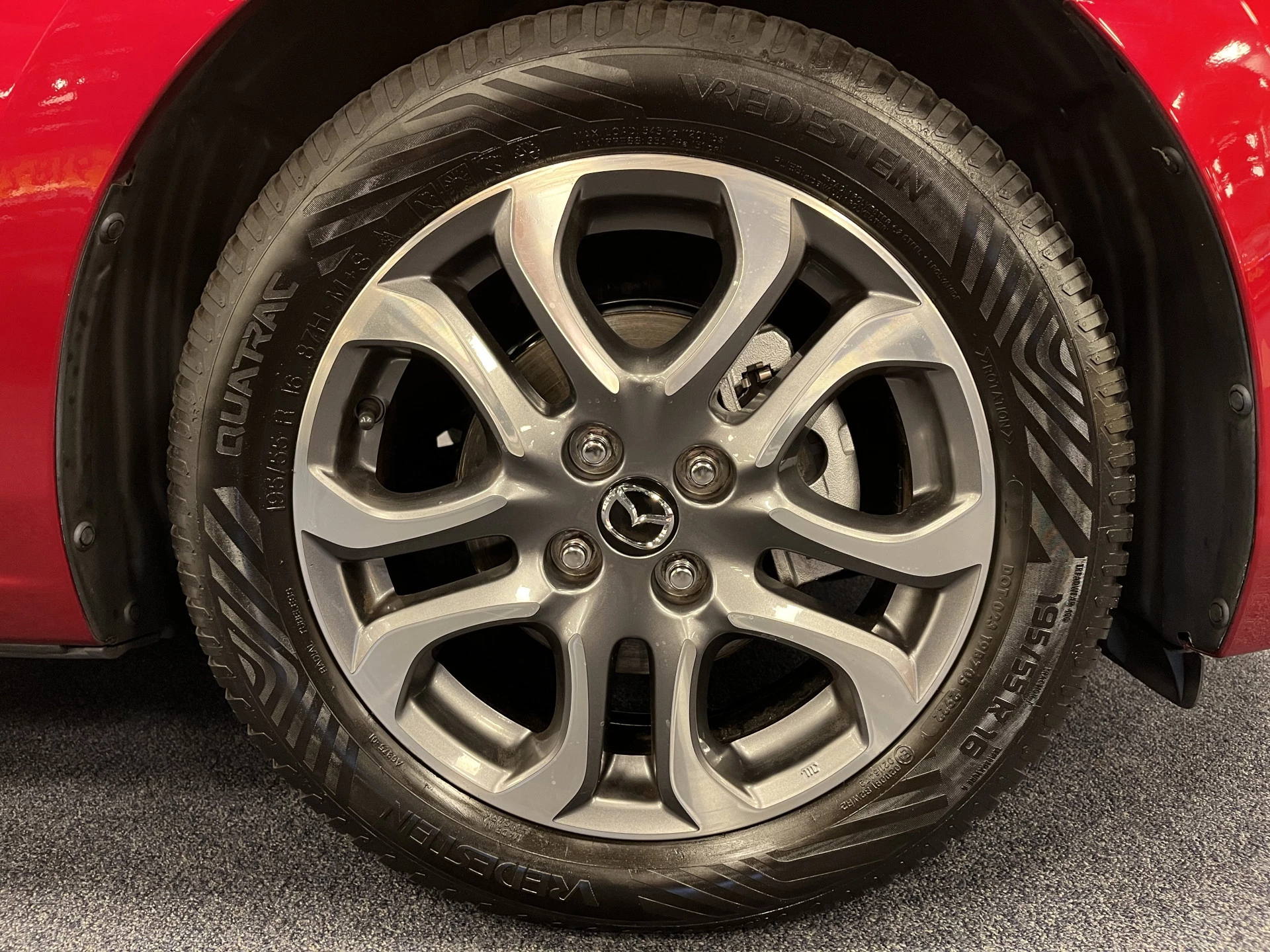 Hoofdafbeelding Mazda 2