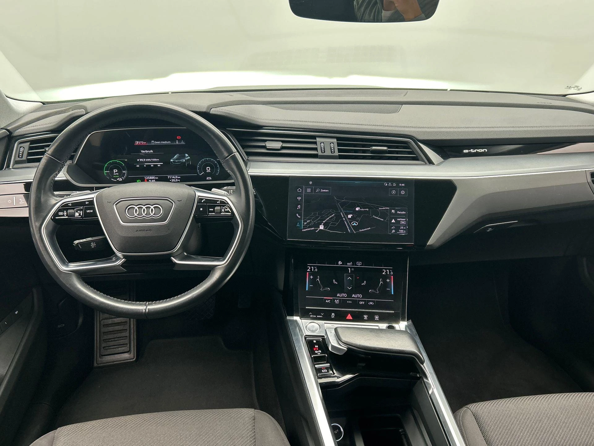 Hoofdafbeelding Audi e-tron