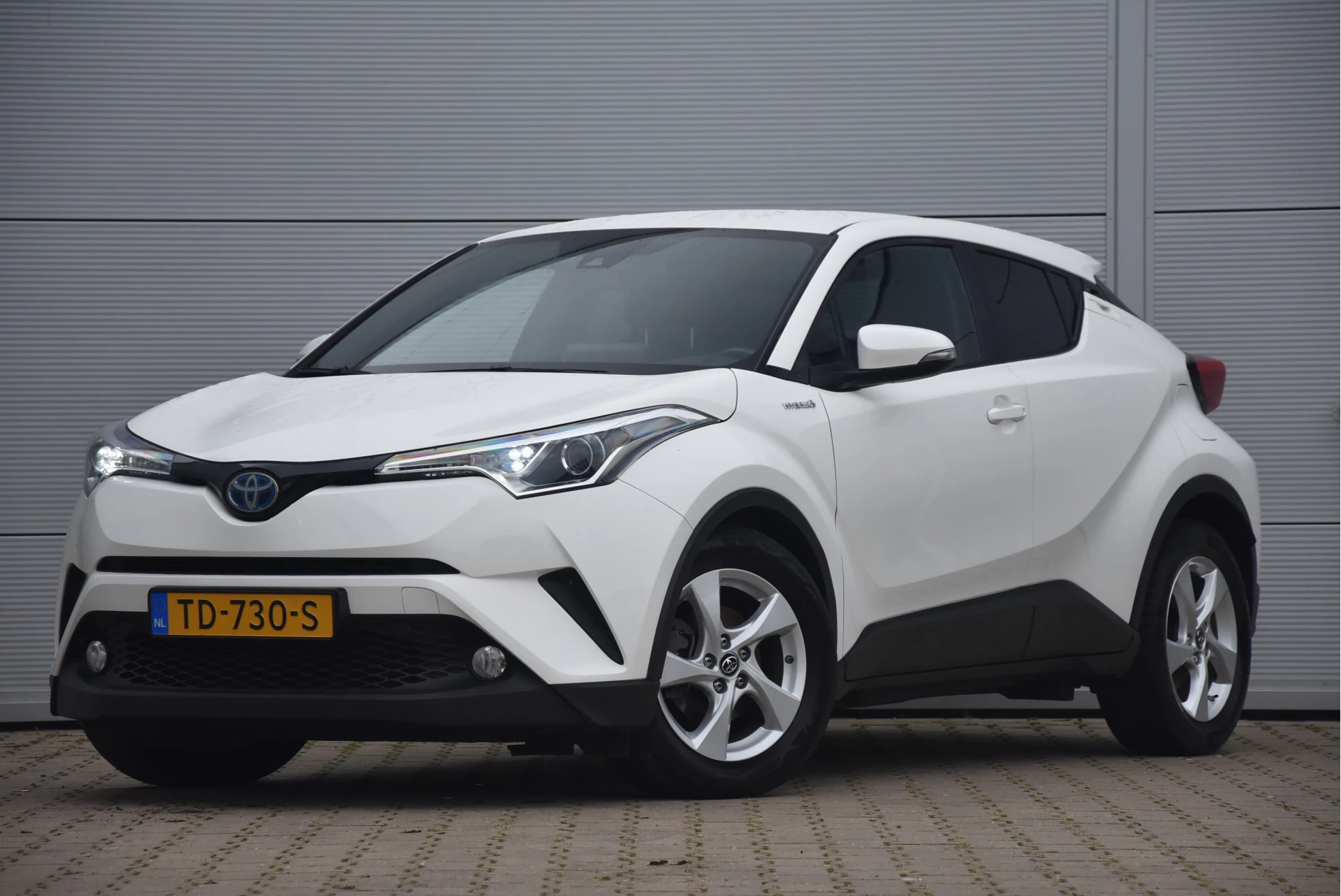 Hoofdafbeelding Toyota C-HR