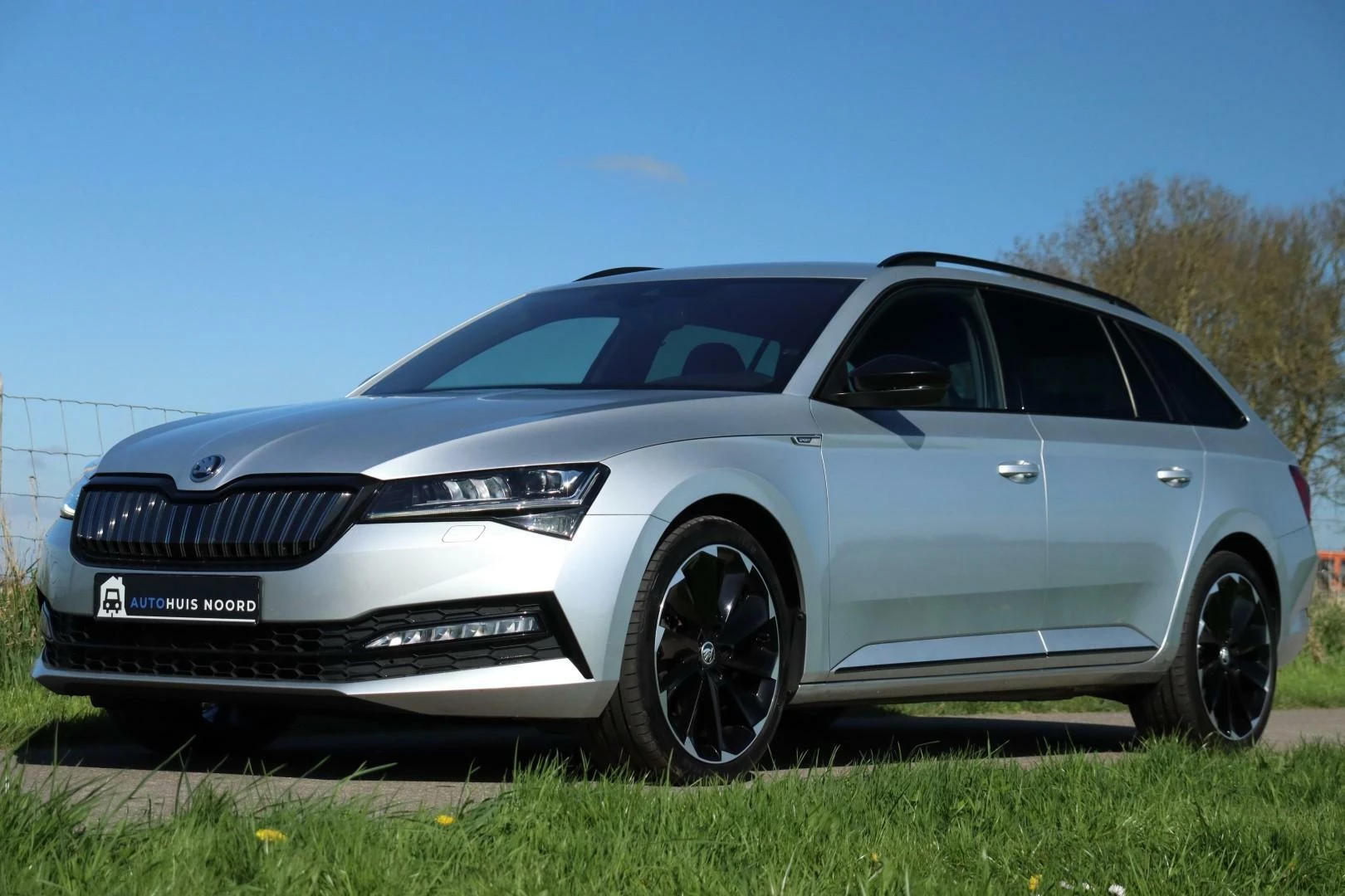 Hoofdafbeelding Škoda Superb