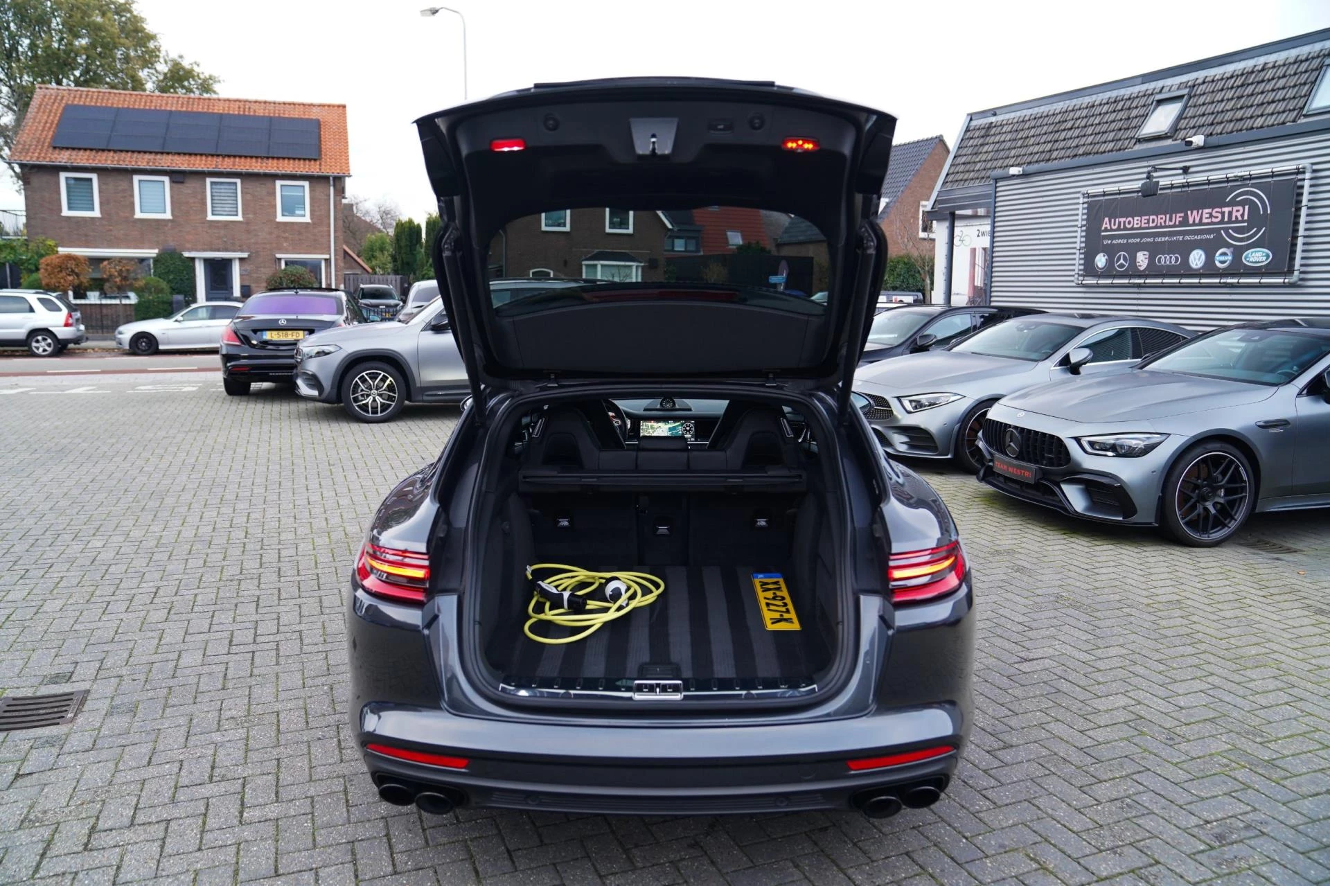Hoofdafbeelding Porsche Panamera