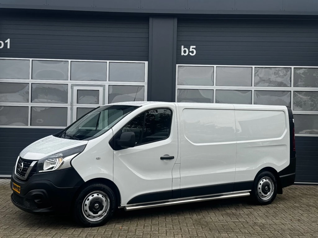 Hoofdafbeelding Nissan NV300
