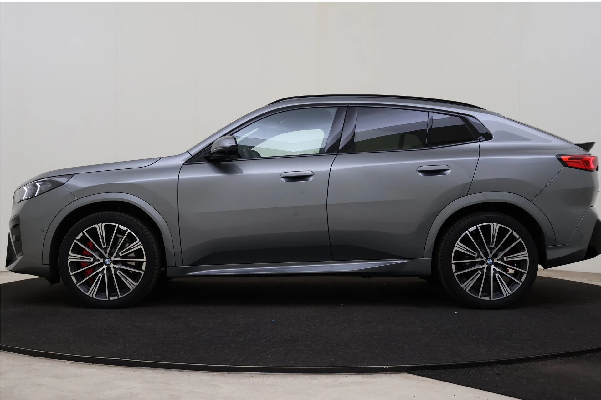 Hoofdafbeelding BMW X2