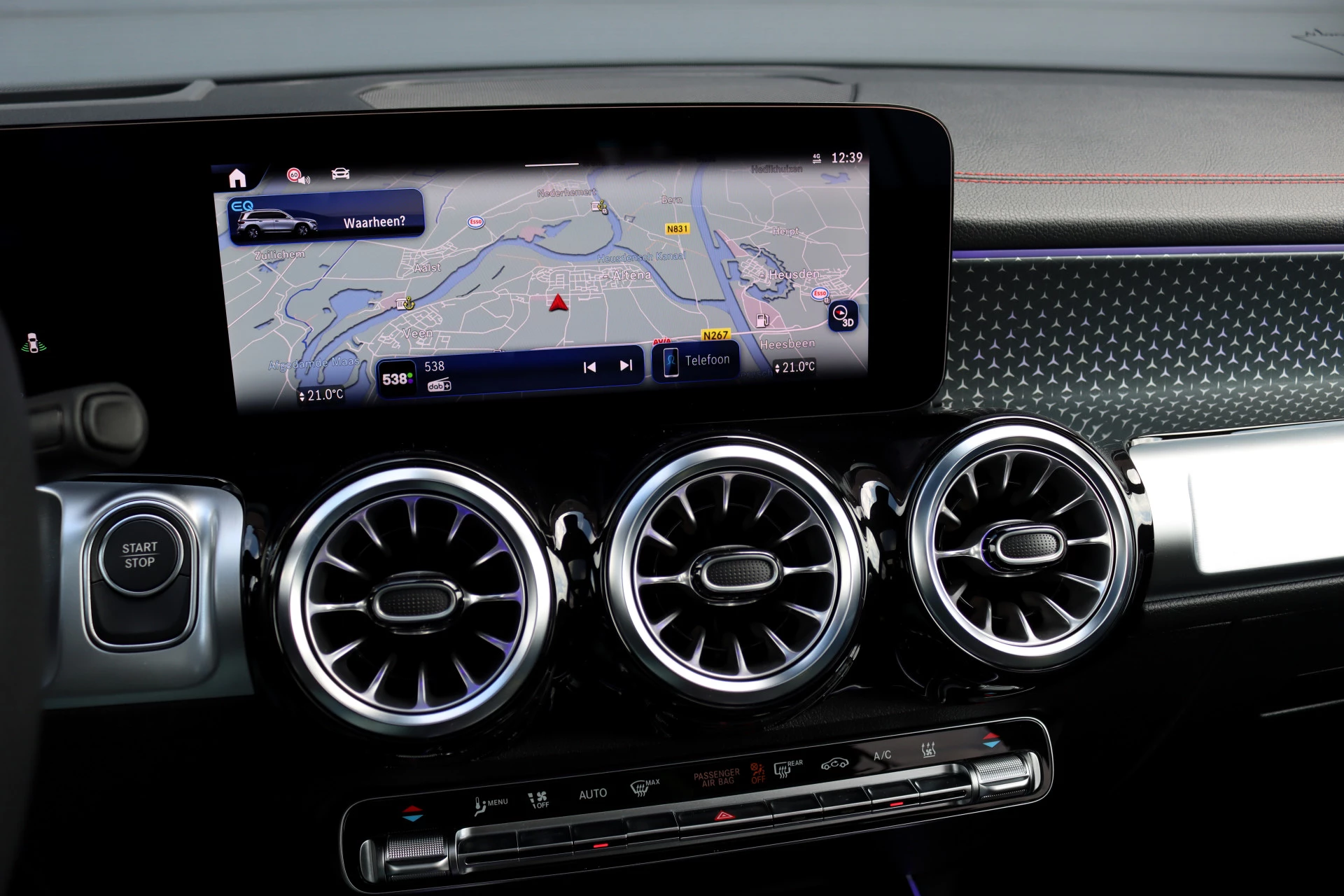 Hoofdafbeelding Mercedes-Benz EQB
