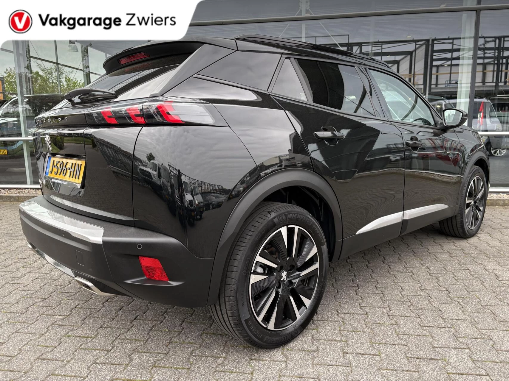 Hoofdafbeelding Peugeot 2008
