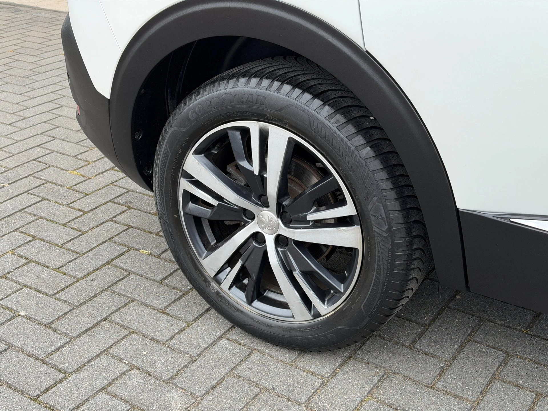 Hoofdafbeelding Peugeot 5008