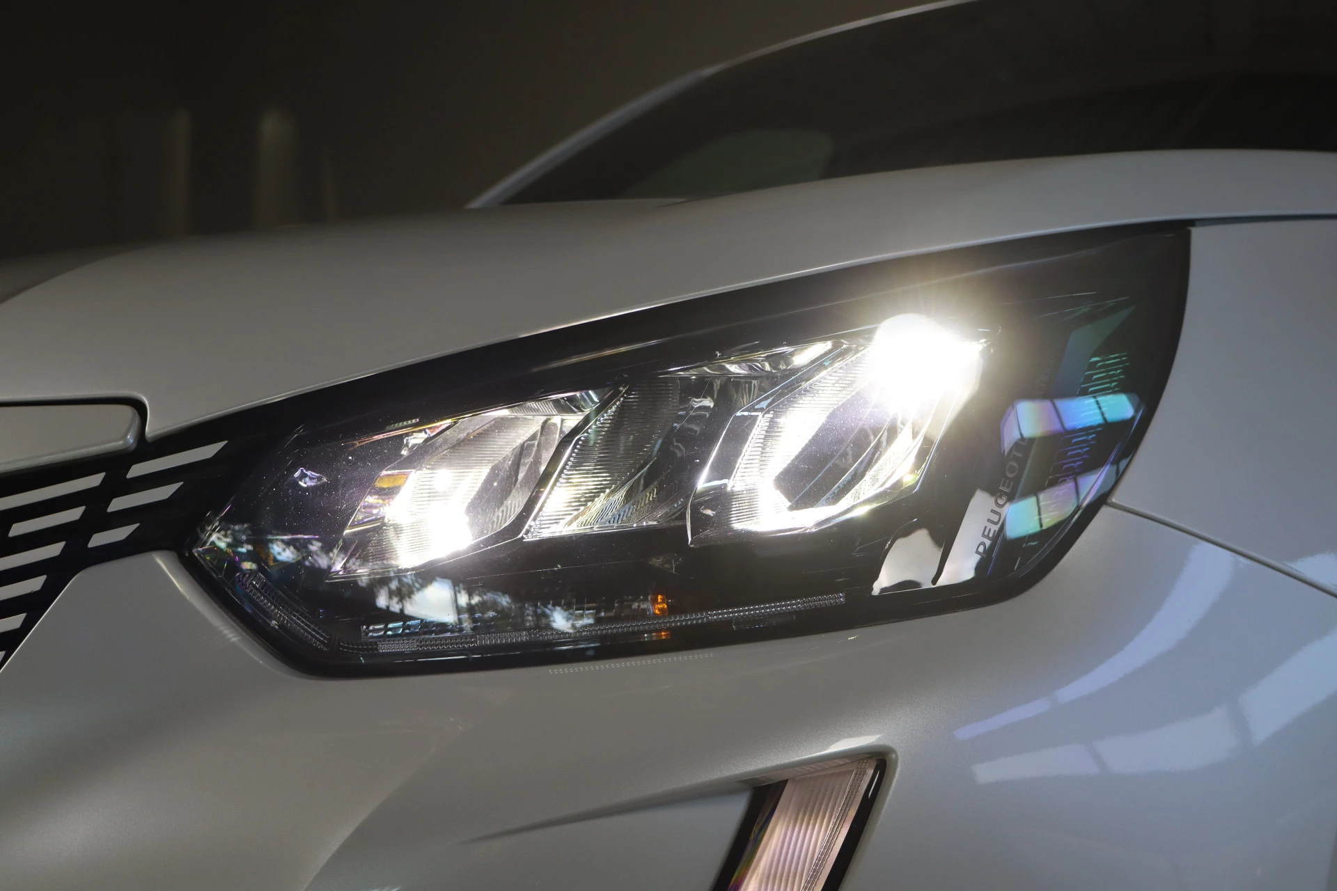 Hoofdafbeelding Peugeot e-2008