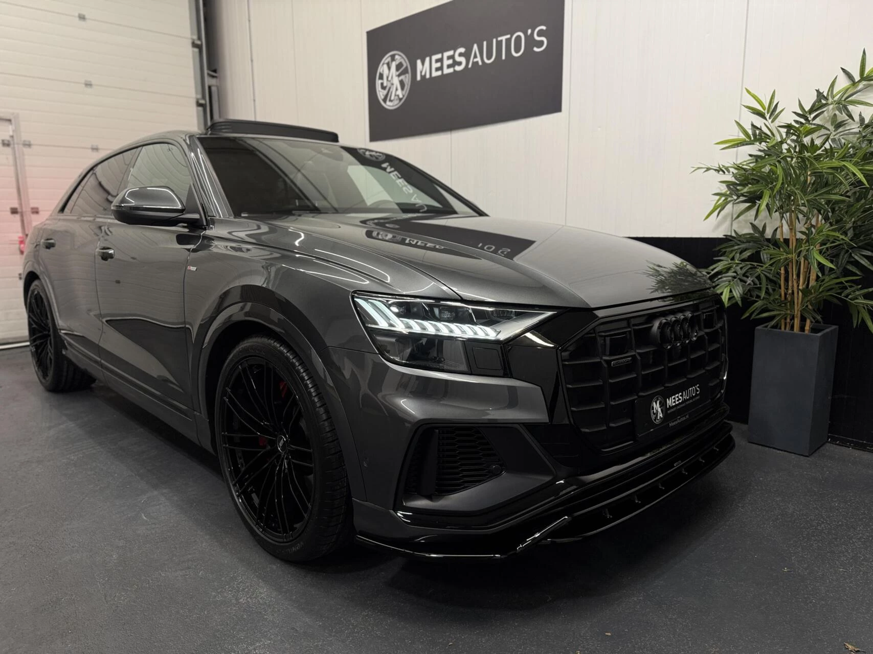 Hoofdafbeelding Audi Q8