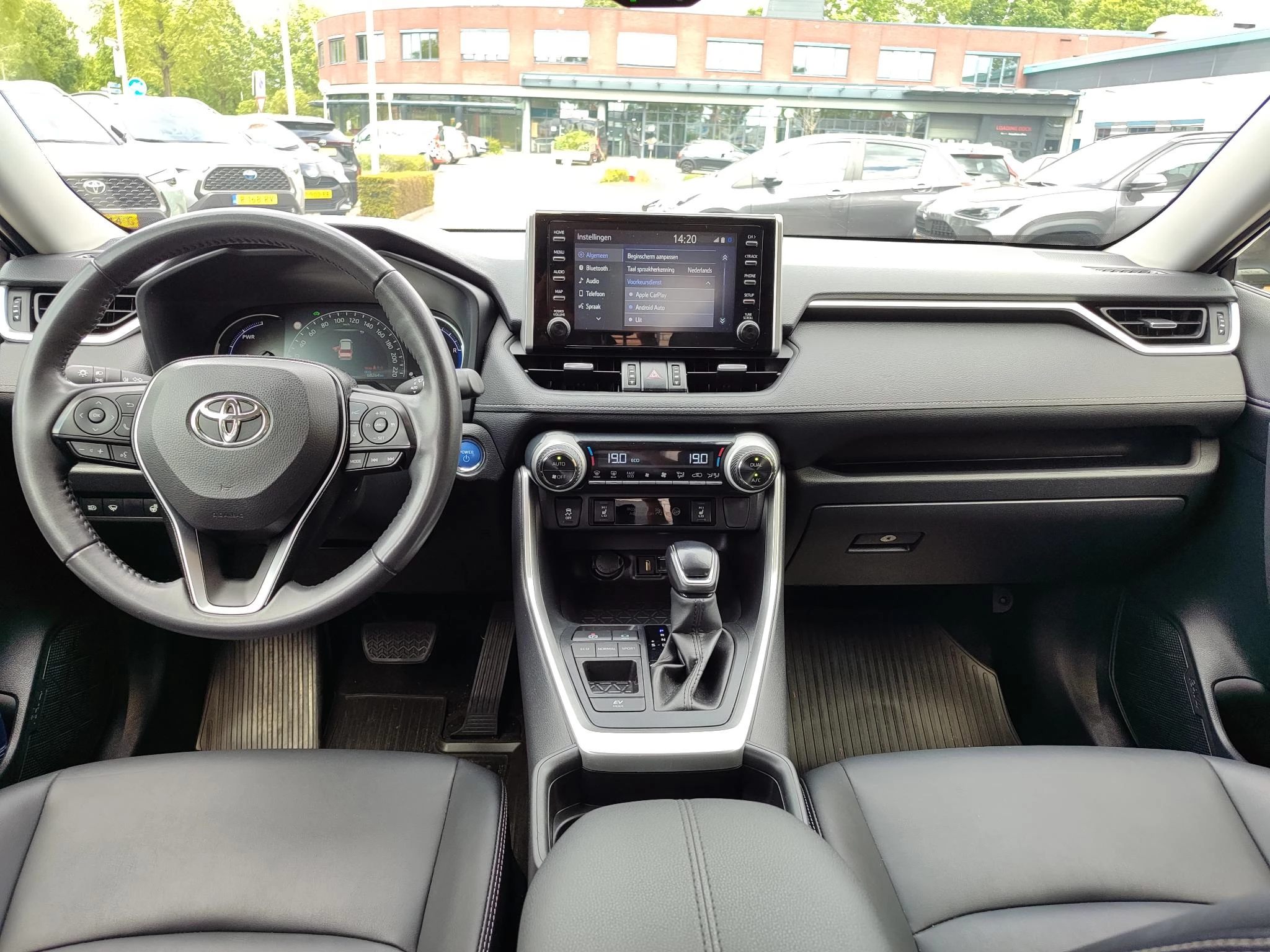 Hoofdafbeelding Toyota RAV4