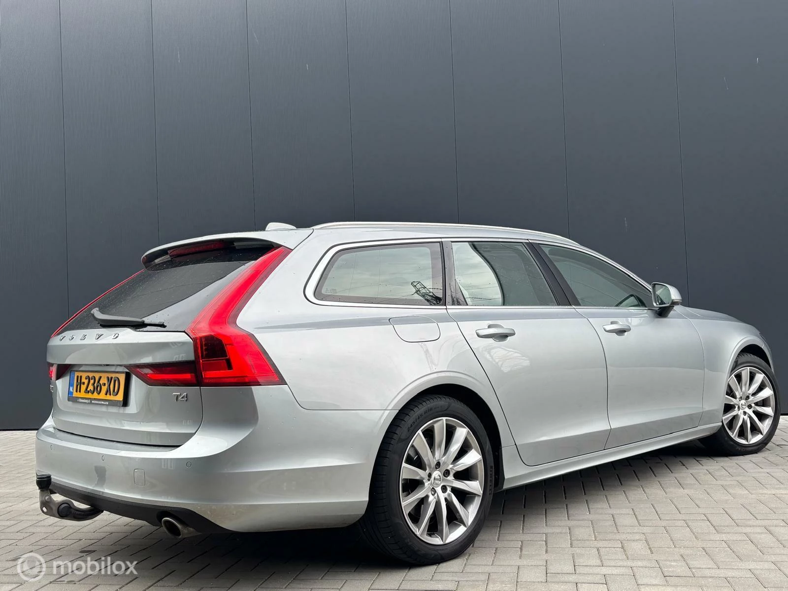 Hoofdafbeelding Volvo V90