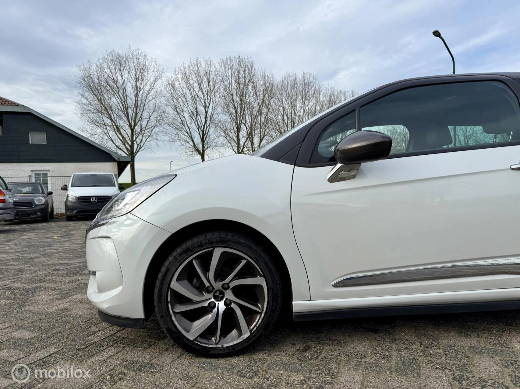 Hoofdafbeelding DS DS 3