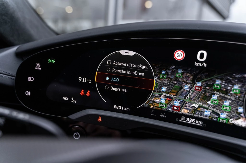 Hoofdafbeelding Porsche Taycan