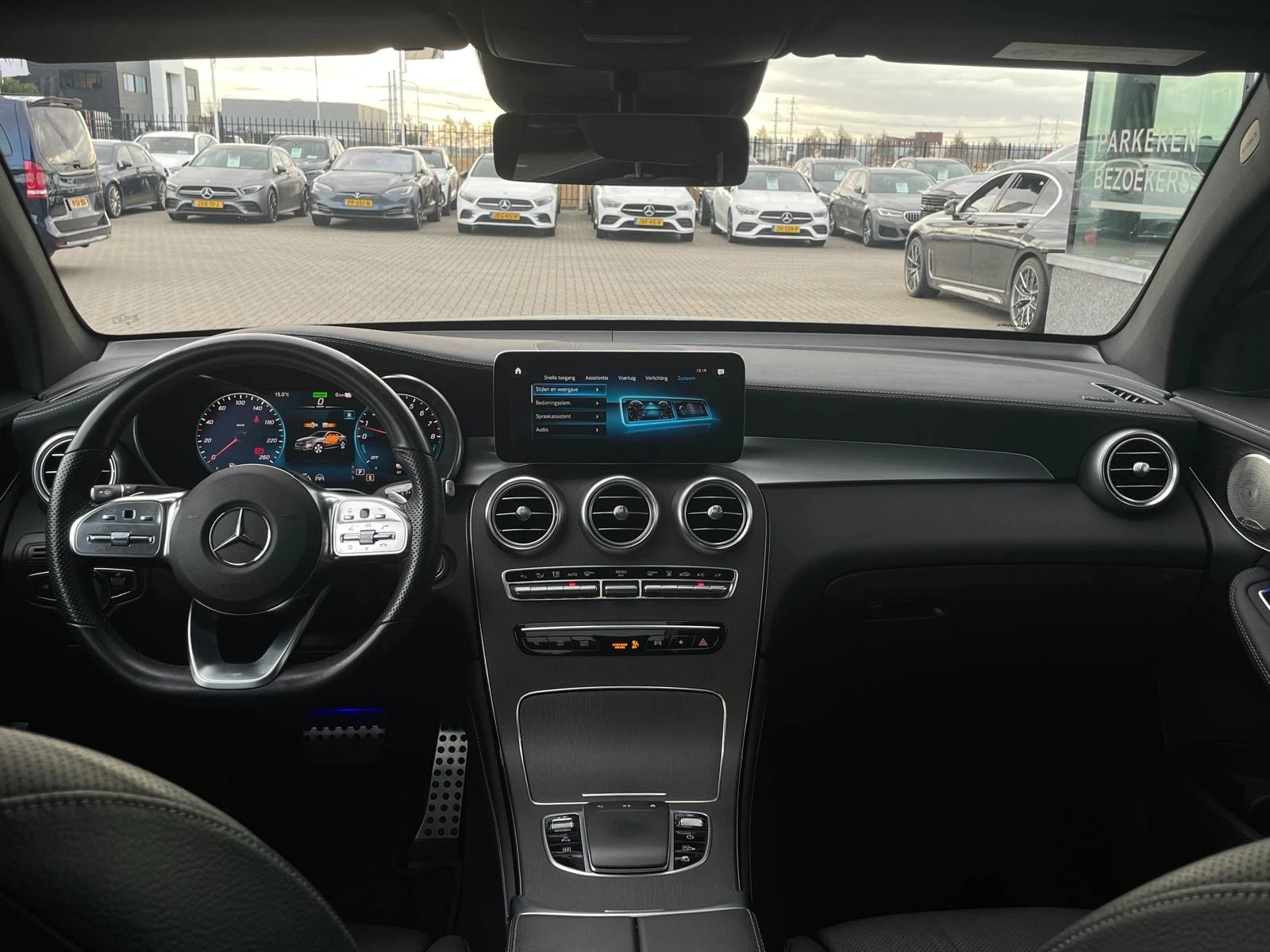 Hoofdafbeelding Mercedes-Benz GLC