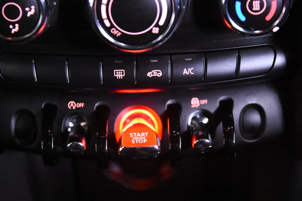 Hoofdafbeelding MINI One