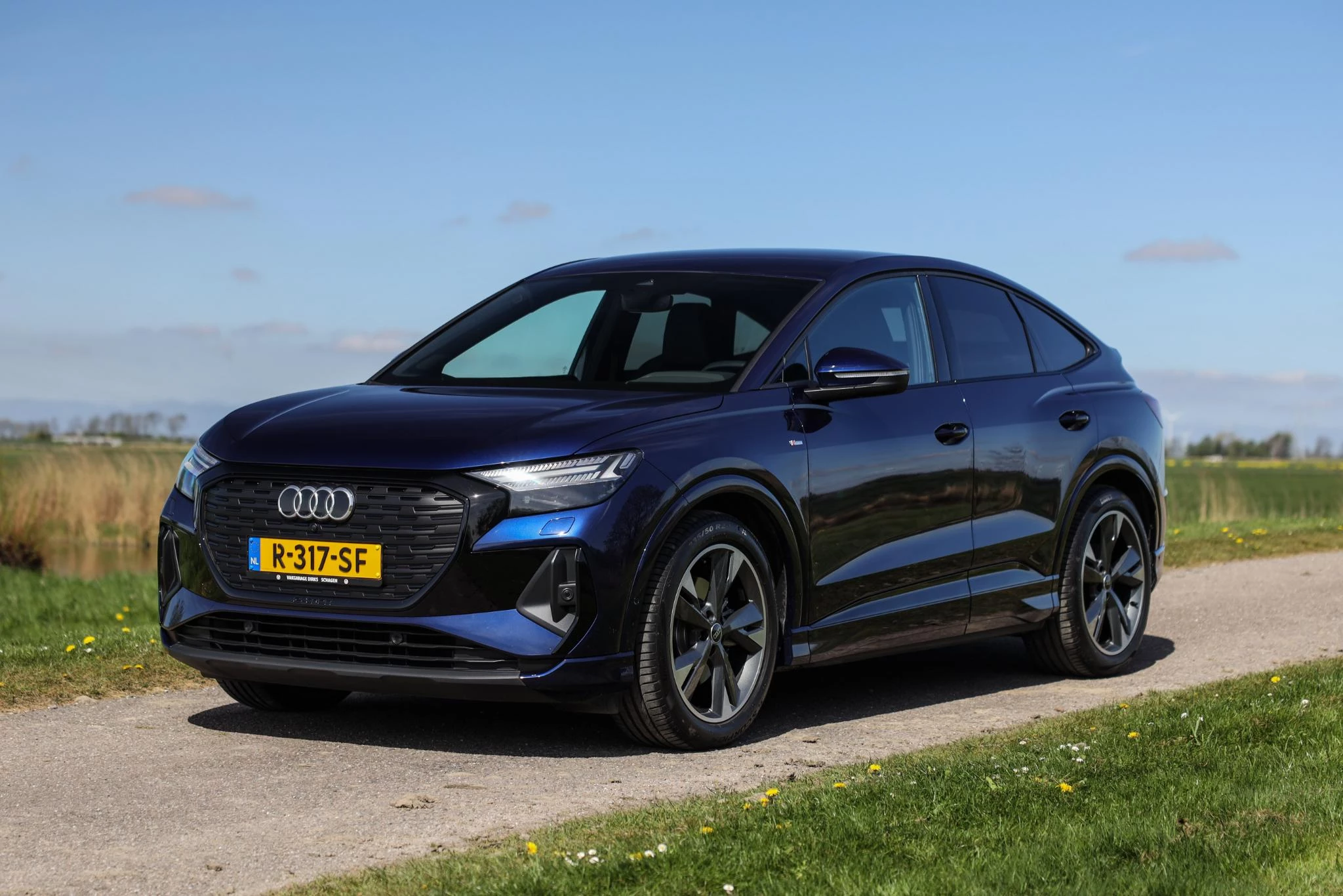 Hoofdafbeelding Audi Q4 e-tron