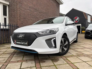 Hoofdafbeelding Hyundai IONIQ Hyundai IONIQ 1.6 GDI i-Motion AUTOMAAT AIRCO CRUISE CAMERA PDC