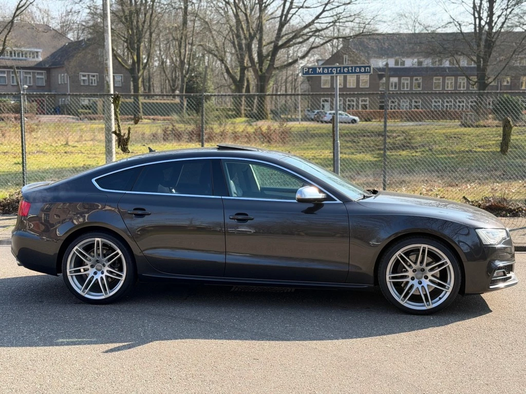 Hoofdafbeelding Audi S5
