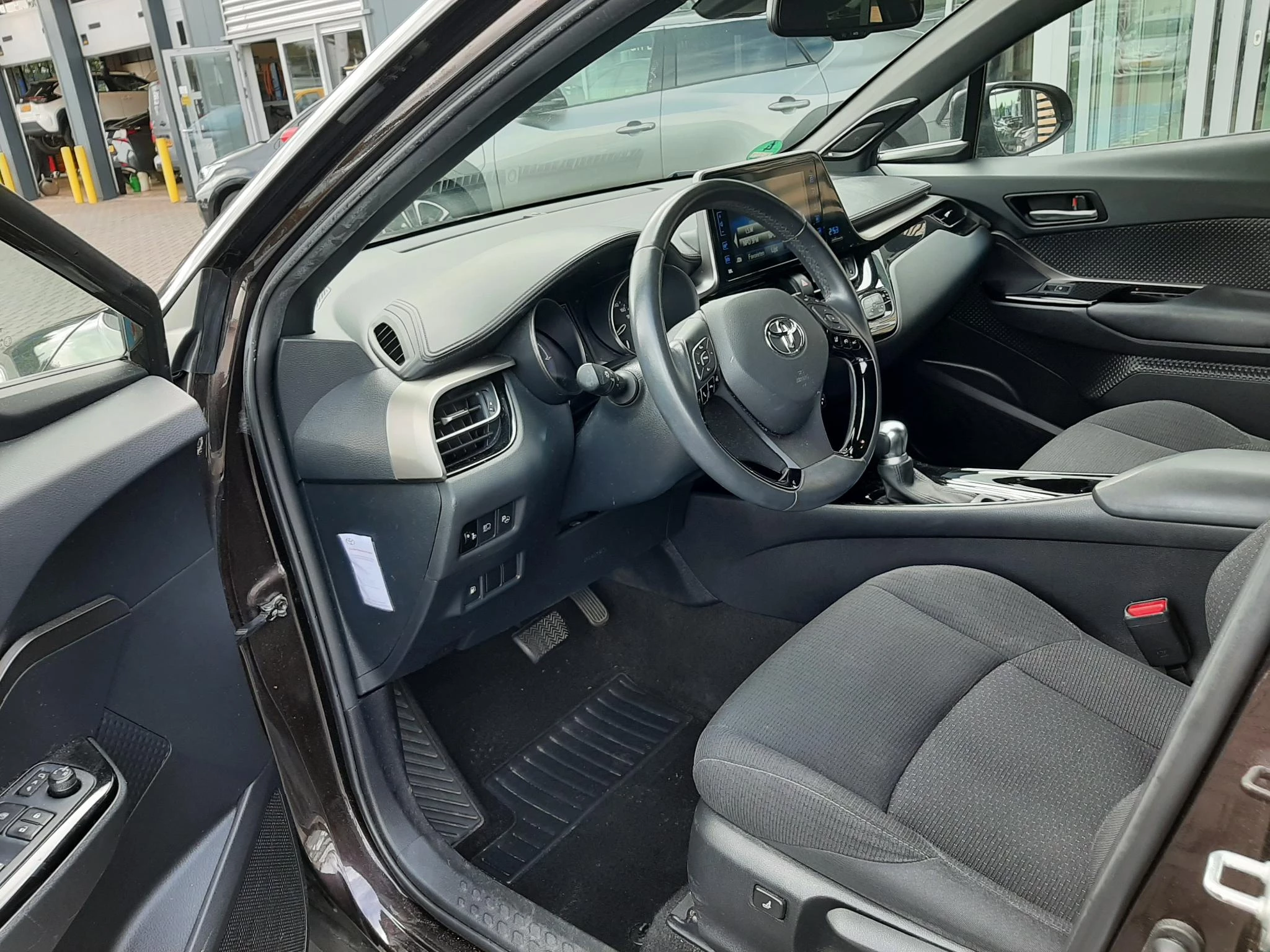 Hoofdafbeelding Toyota C-HR
