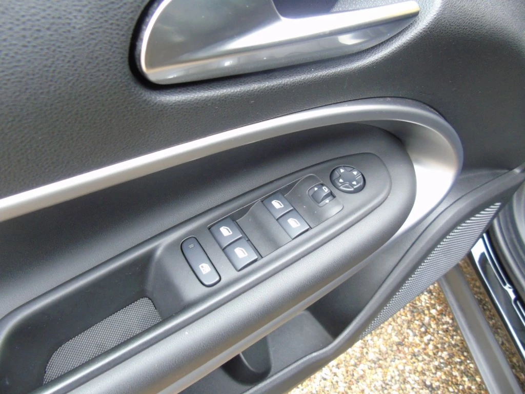 Hoofdafbeelding Jeep Avenger