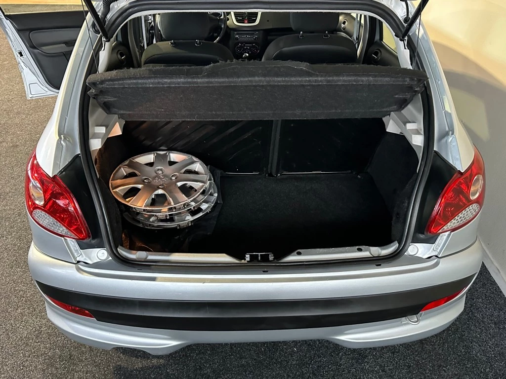 Hoofdafbeelding Peugeot 206