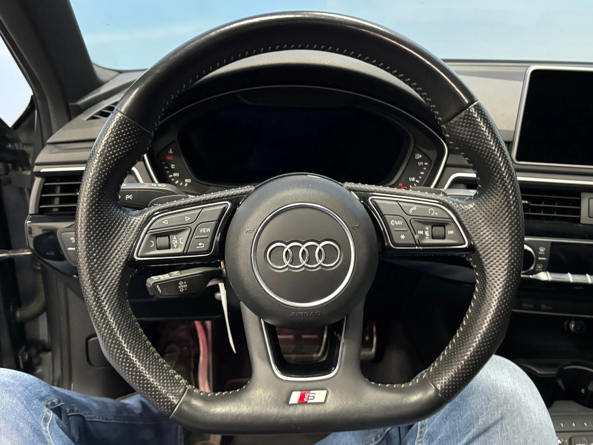 Hoofdafbeelding Audi A4