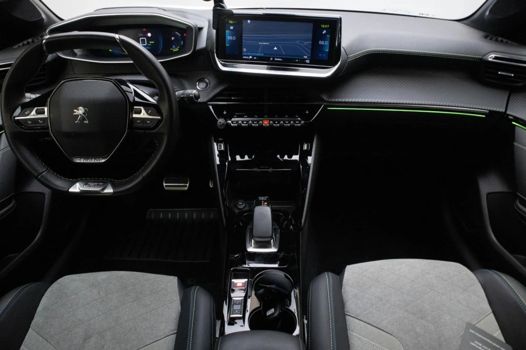 Hoofdafbeelding Peugeot e-208