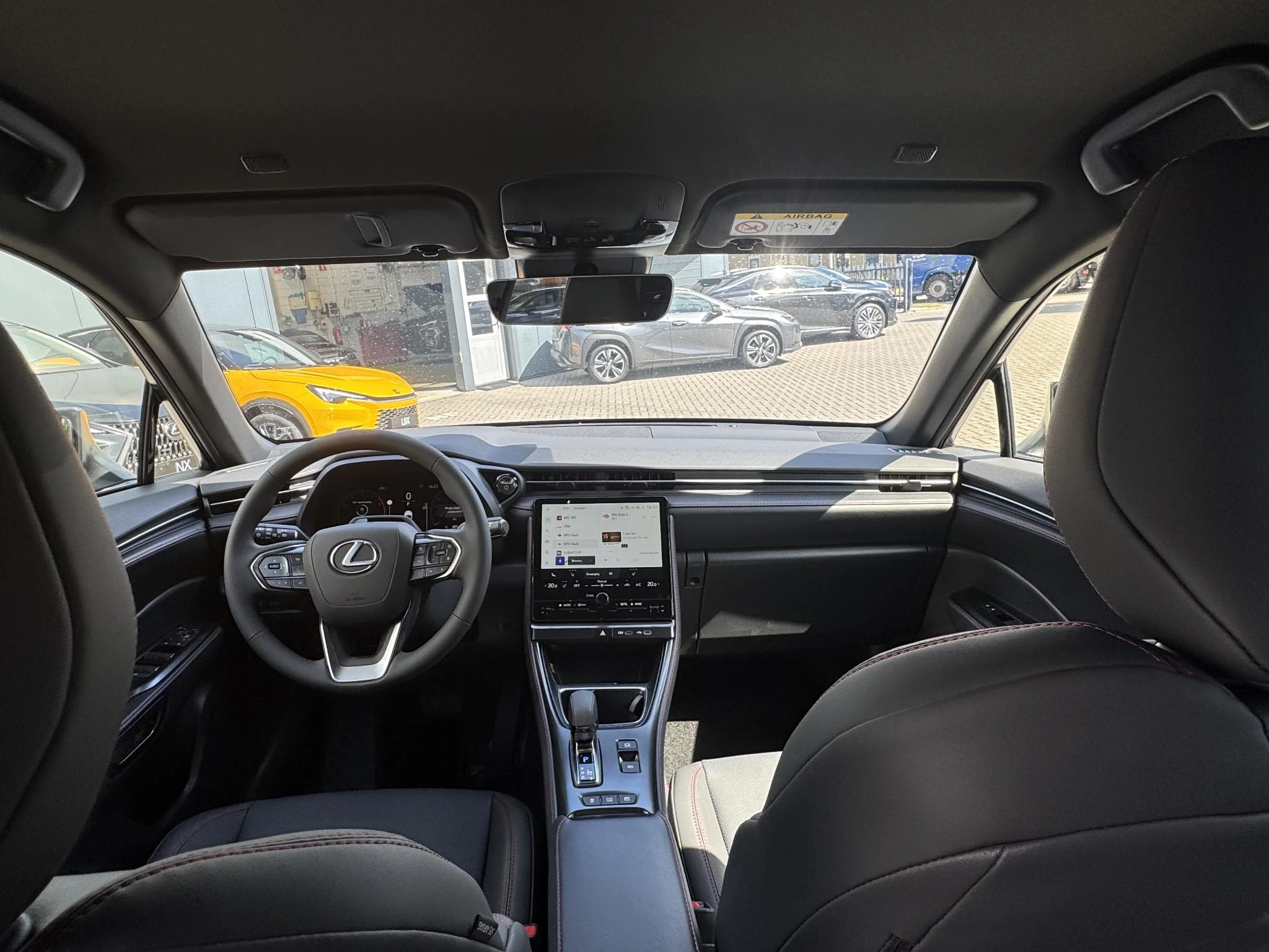 Hoofdafbeelding Lexus LBX