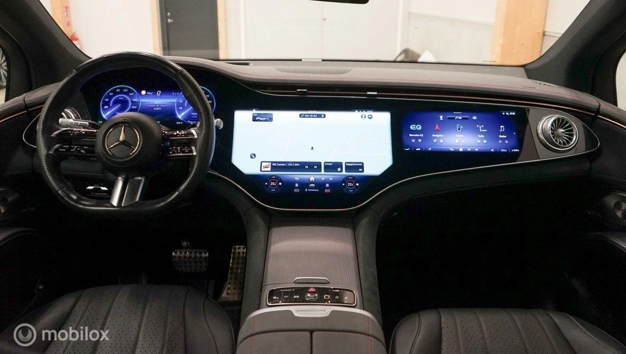 Hoofdafbeelding Mercedes-Benz EQS