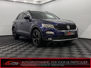 Volkswagen T-Roc 1.0 TSI Style Business Clima, Navi, Parkeer sensoren, Cruise control adaptief, Stoelverwarming