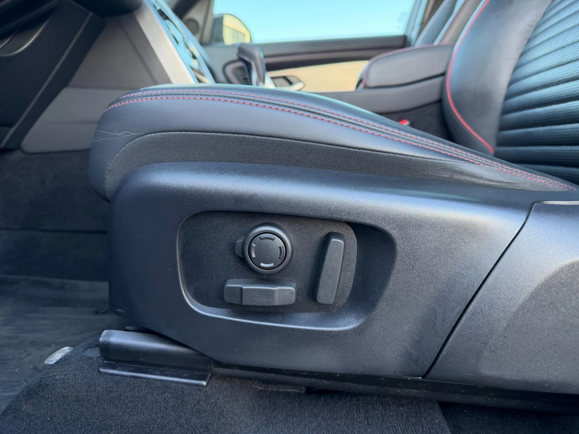 Hoofdafbeelding Land Rover Discovery Sport