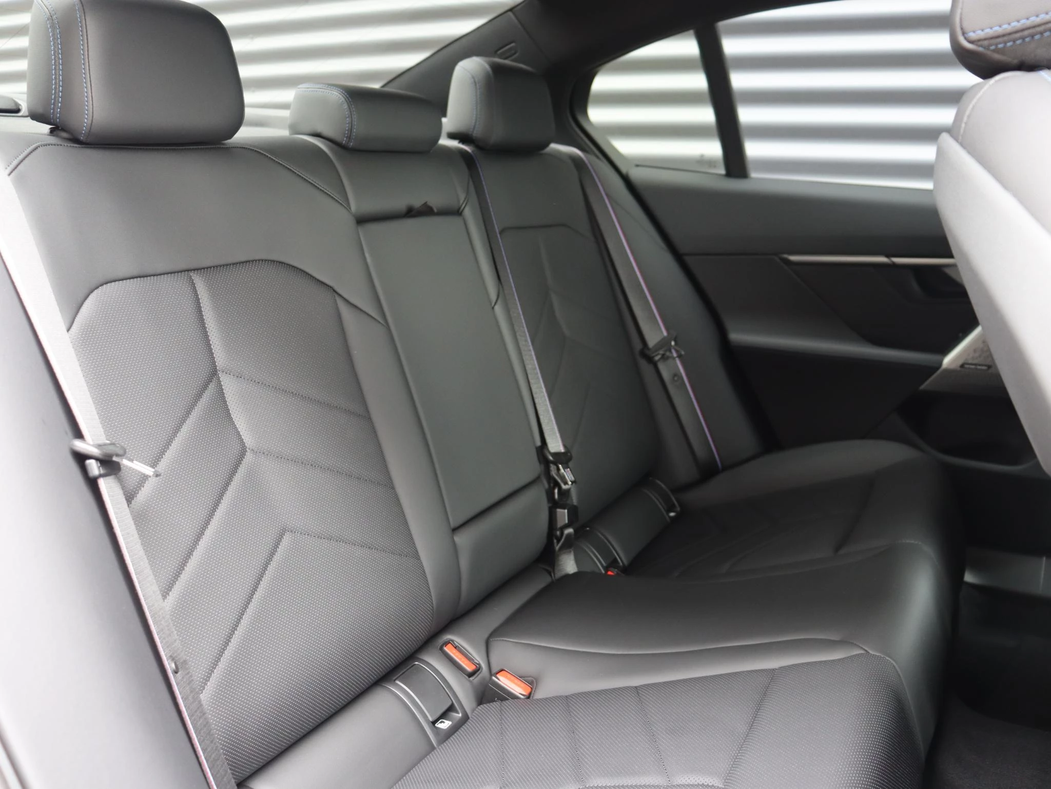 Hoofdafbeelding BMW i5