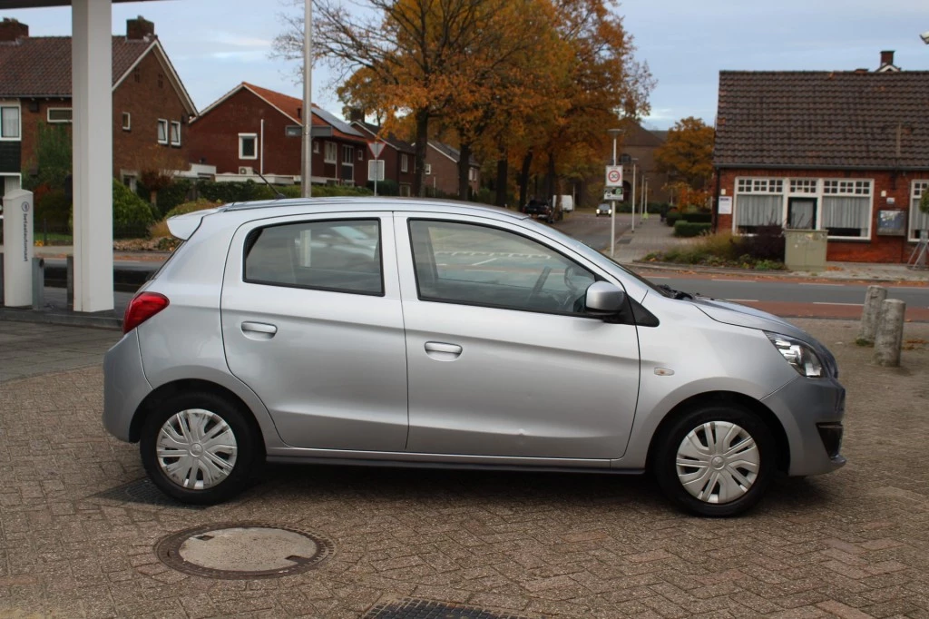 Hoofdafbeelding Mitsubishi Space Star