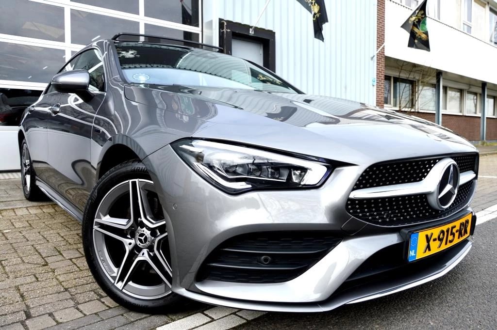 Hoofdafbeelding Mercedes-Benz CLA