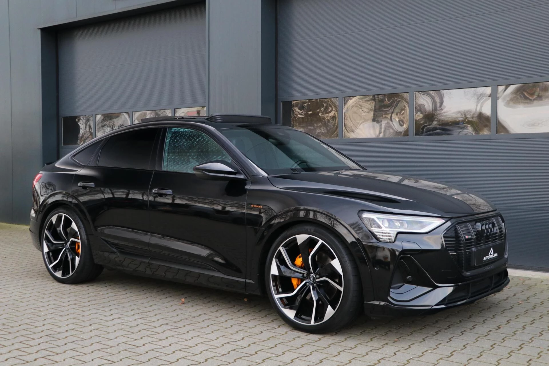 Hoofdafbeelding Audi e-tron