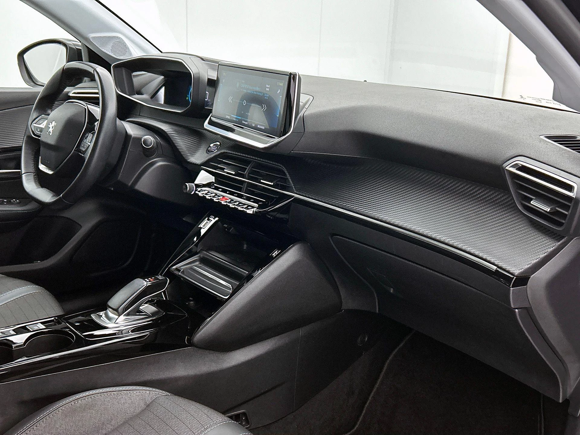 Hoofdafbeelding Peugeot e-208