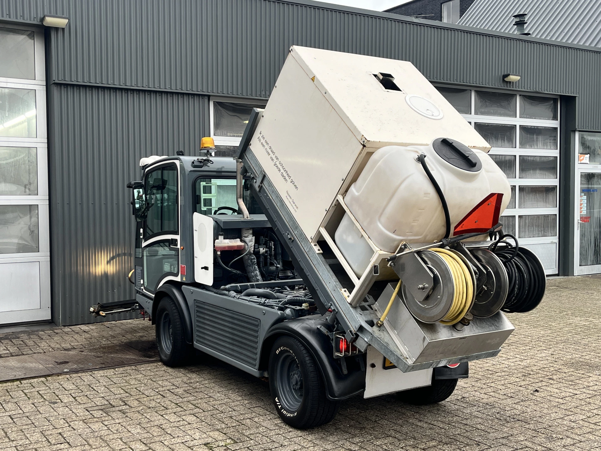 Hoofdafbeelding boschung P4T