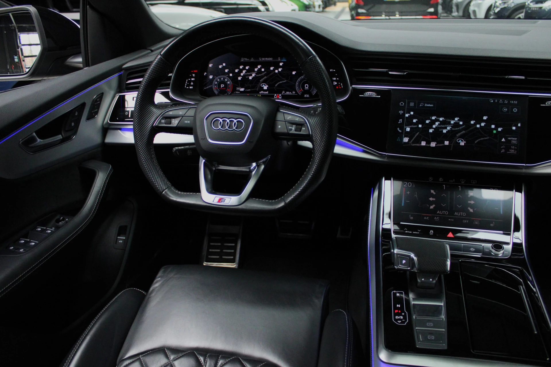 Hoofdafbeelding Audi Q8