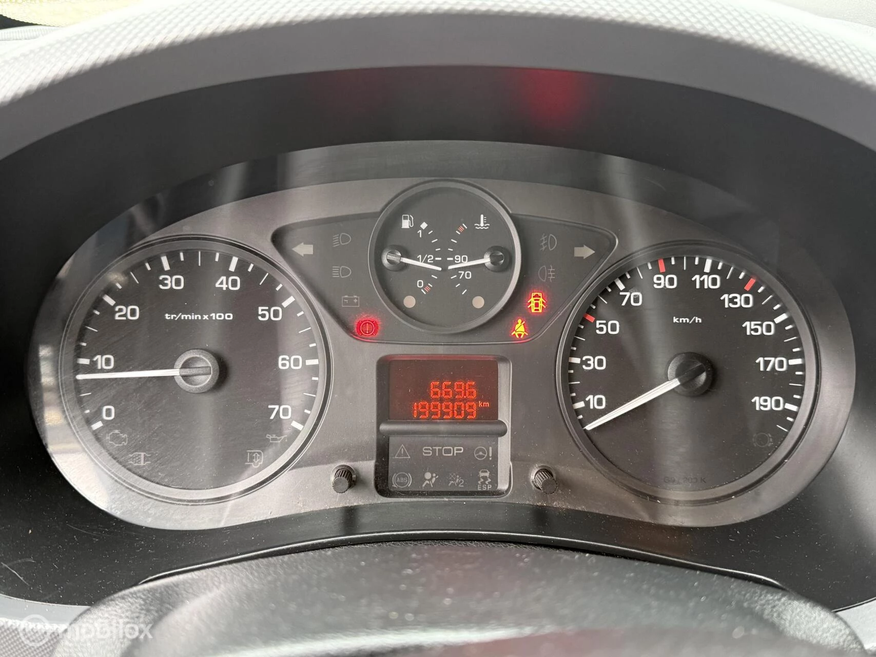 Hoofdafbeelding Peugeot Partner