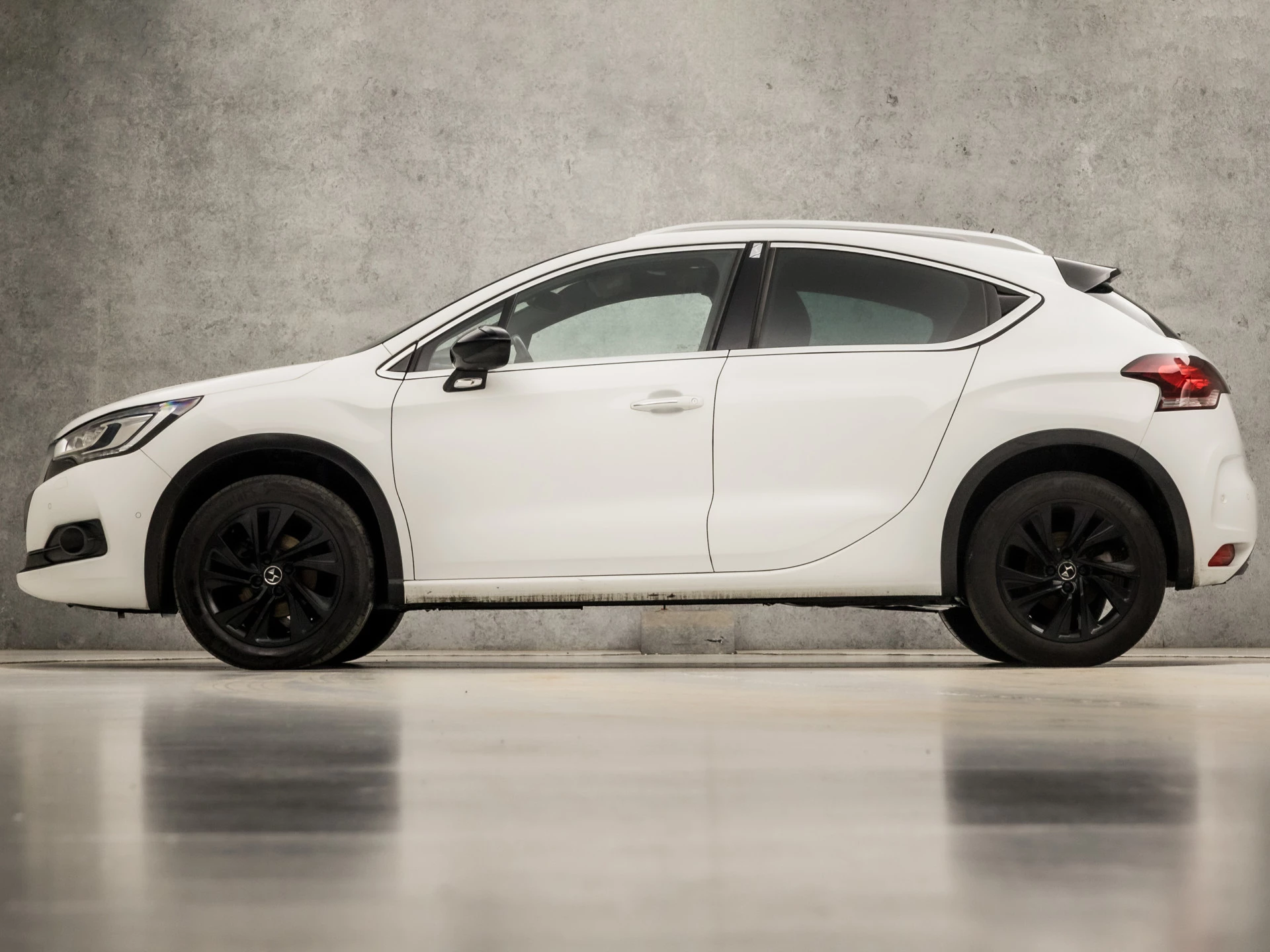 Hoofdafbeelding DS DS 4