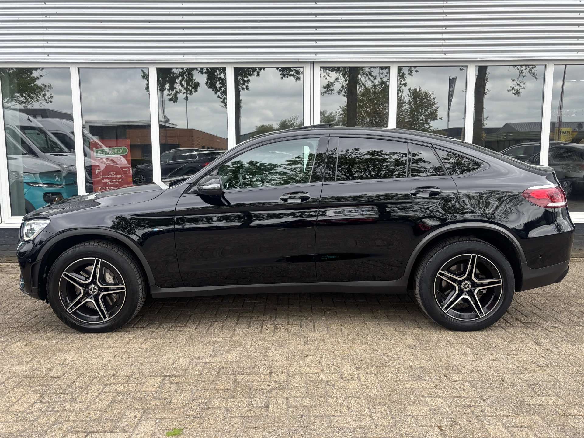 Hoofdafbeelding Mercedes-Benz GLC